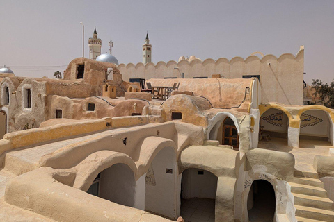 From Djerba/Zarzis: 2-Day Southern Tunisia Tour with Camp