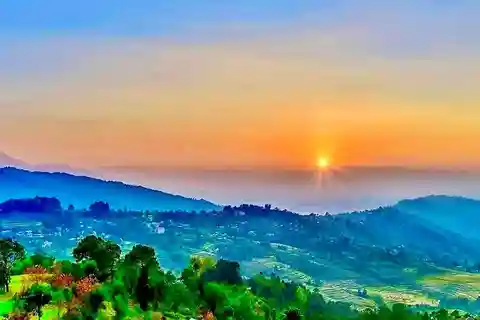 Himalayas sunrise View from nagarkot: 1 day from kathmandu