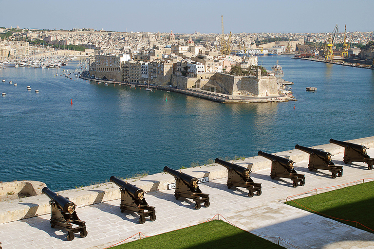 From Pozzallo: Full-Day Guided Tour to Malta with Catamaran