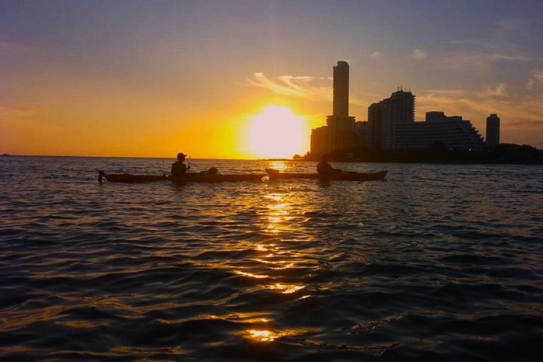 Cartagena: Sunset Kayak Tour with Guide