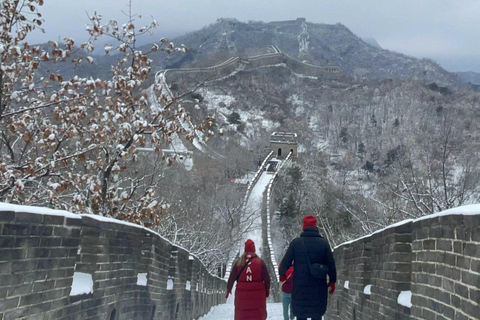 Peking: Dagstur till Mutianyu kinesiska muren och Huaibei skidort