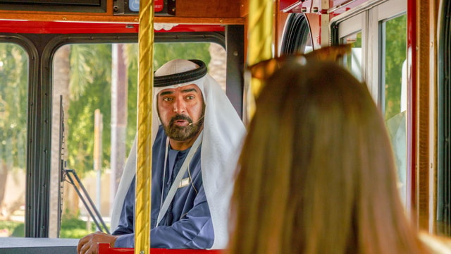 Dubai: Emirati Cultural Experience with Emirati Meal