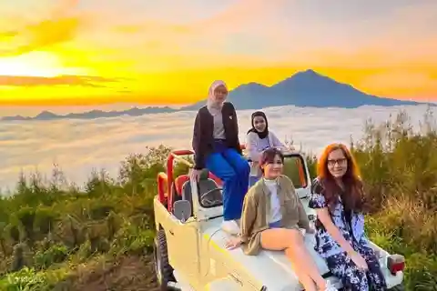 Kintamani : Excursion en jeep au lever du soleil, source d'eau chaude et terrasse rizicole