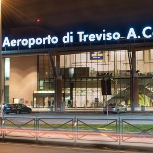 Vom Flughafen Treviso zum Flughafen Venezia oder zum Bahnhof Mestre