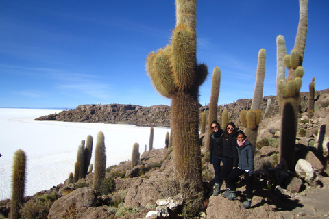 Circuit de 3 jours à Uyuni : Tout compris avec chambres privées