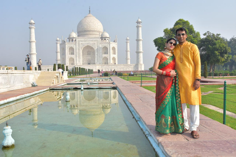 Da Delhi: Tour del Taj Mahal all&#039;alba, del Forte di Agra e del Baby TajTrasferimento privato + Guida turistica + Biglietto d&#039;ingresso + Colazione