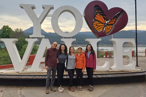 Santuario de la Reserva de la Mariposa Monarca de México y Valle de Bravo