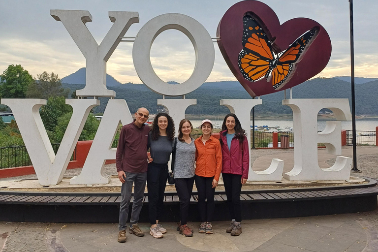 Santuario de la Reserva de la Mariposa Monarca de México y Valle de BravoTour en grupo reducido