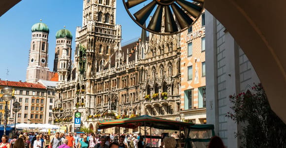 Munich: Private City Tour & Dachau Concentration Camp by Car