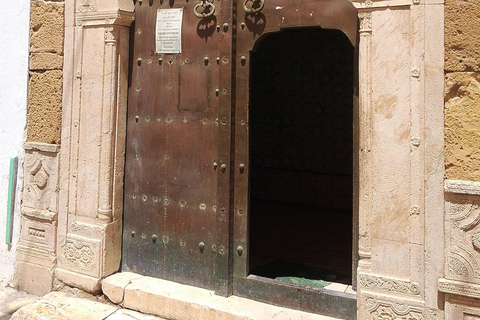 Besuche die Medina von Tunis und ihre wichtigsten Sehenswürdigkeiten.