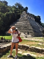 From Palenque, Palenque Ruins and waterfalls Roberto Barrios - Housity