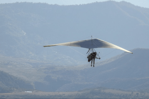 Hang gliding in Valle de Bravo