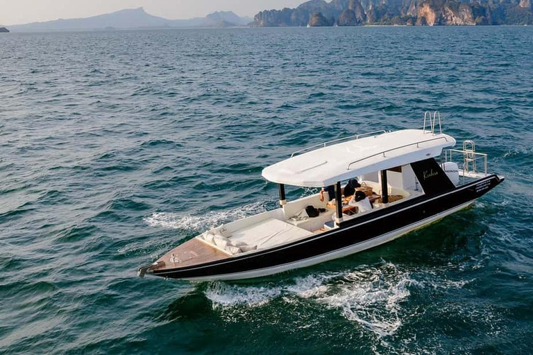 دوريس وتيرانا وغوليم: جولة قارب كارابورون وسازان