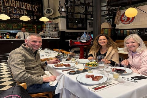 Buenos Aires' Parrilla Tour: Gastronomic Highlights