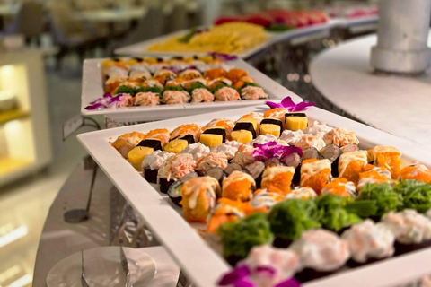 Bangkok: Noah 6 Stars Luxury Chaophraya River Dinner Cruise Departure From Iconsiam at 19:45h