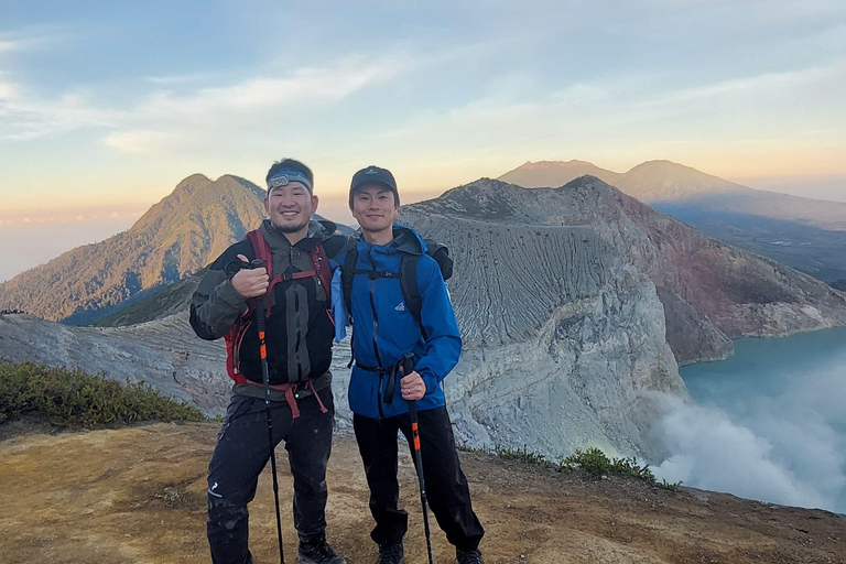 Bali: Ijen, Waterfalls, and Bromo 4-Day Tour PRIVATE: Finish YOGYAKARTA - All Inclusive