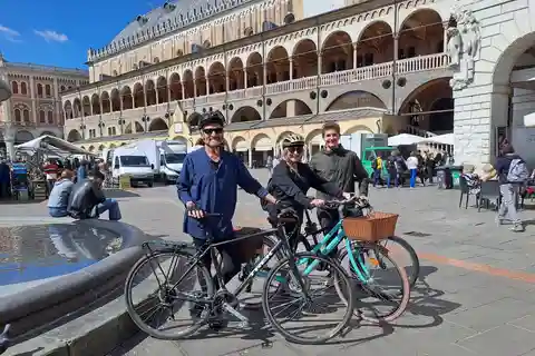 Padua Bike Tour: 3 hrs. with Expert Guide