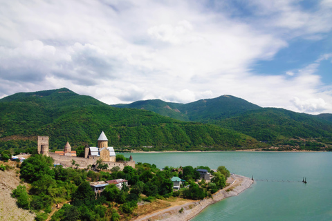 Tbilisi: Kazbegi Mountains & Military Highway Day Trip