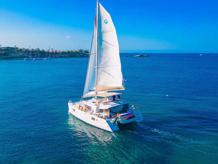 Rethymno: Sailing Catamaran Cruise with Meal & Drinks