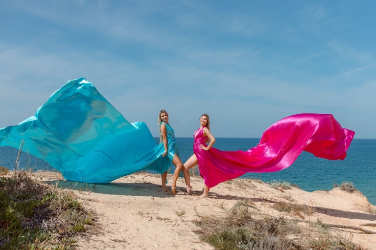 Albufeira : Photoshoot en robe volante pour 2 personnes avec photos éditées
