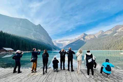 Calgary/Canmore/Banff: Lake Louise & Johnston Canyon Shuttle