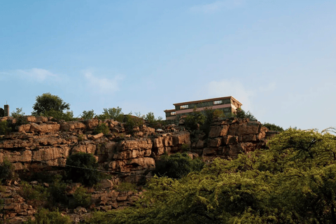 Muscat: Nizwa & Jabal Akhdar Day Trip with Fort & Souq pick up