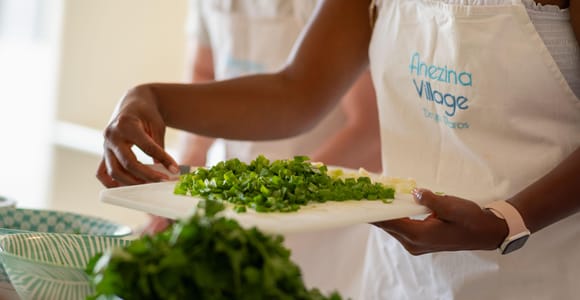 Drios : cours de cuisine grecque avec un chef, vin et repas