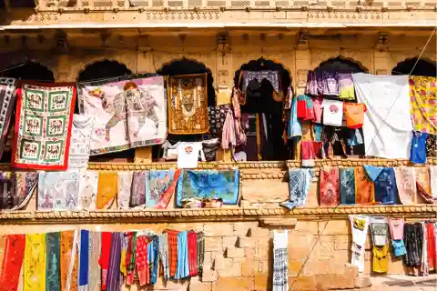 Vibrant Markets of Jaisalmer (2 Hours Guided Walking Tour)