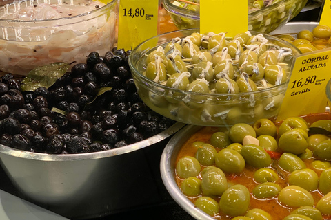 Palma de Mallorca: Private Guided Walking Tour with Tapas