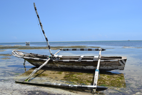 Mombasa: Mkupe Creek Sunset Boat Tour with Fishing