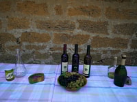 Vratna canyon & stone gates,Felix Romuliana & Rajac wineries - Housity