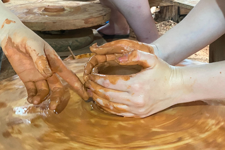 Luang Prabang: Half-Day Cycling & Pottery Experience