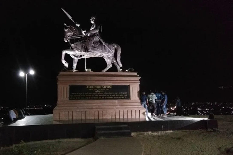 Udaipur Night Wonders: A Guided Night Walking Tour