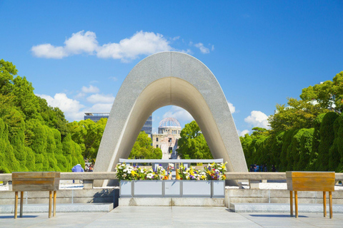 Hiroshima & Miyajima: Private Day Trip with Hotel Pickup