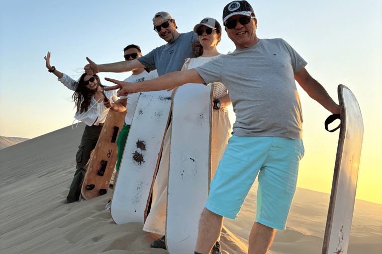 Lima: Tour privato a Paracas e all&#039;oasi di Huacachina e tramonto