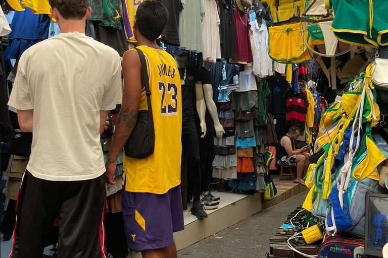 Rio de Janeiro: Private Rocinha Tour by Two Local Cousins