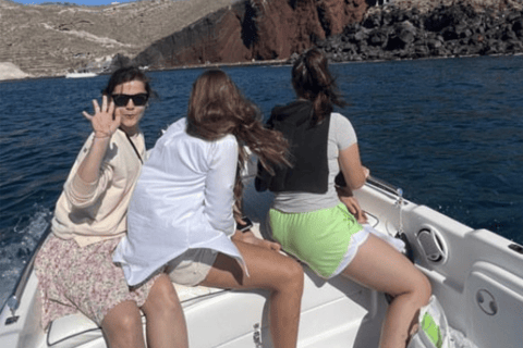 Santorini: License-Free Boat Rental with Snorkeling Gear