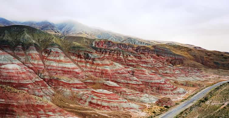 Baku: Candy Mountain, Pink Lake, Besh Barmag Dag and Mosque photo 7