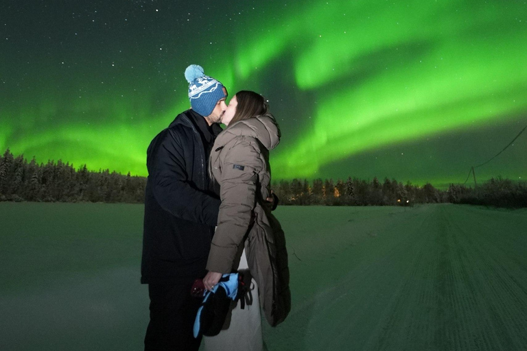 Rovaniemi’s Smallest Guarantee Aurora Tour (Max 6 person)