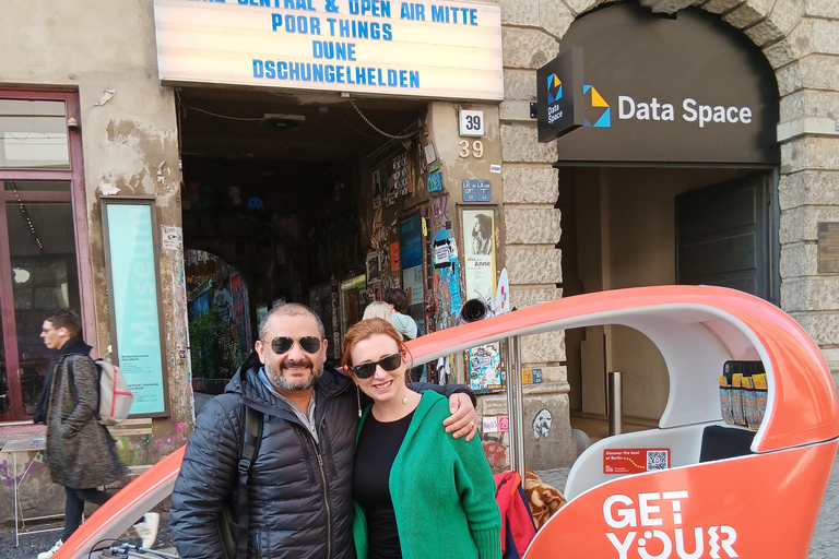 Berlin E-Rickshaw Guided Tour: Highlights and Hidden Paths + Pickup 2-hour guided tour (L)