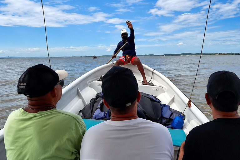 Punta Arena: Beach Day on the Island, Basic Plan, Lunch and Transportation. Cartagena: Simple Local Beach Day in Punta Arena with Lunch