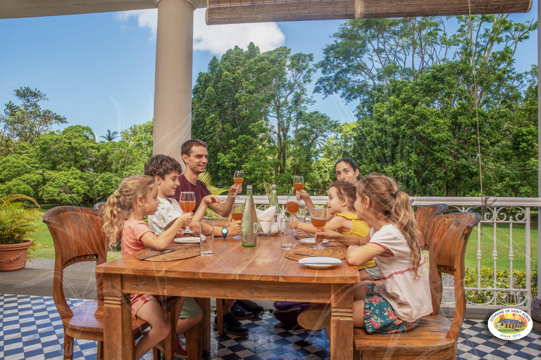 Mauritius: Tea, Rum, and Vanilla Route with Lunch Mauritius: Tea, Rum, and Vanilla Route with Lunch by Minibus