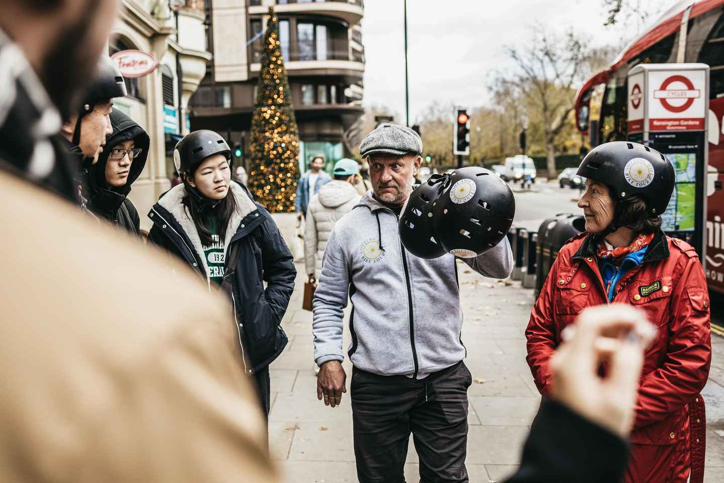London: Parks and Palaces Guided Morning Bike Tour