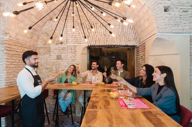 Seville, Carmona: Puerto de Indias Distillery tour with gin tasting