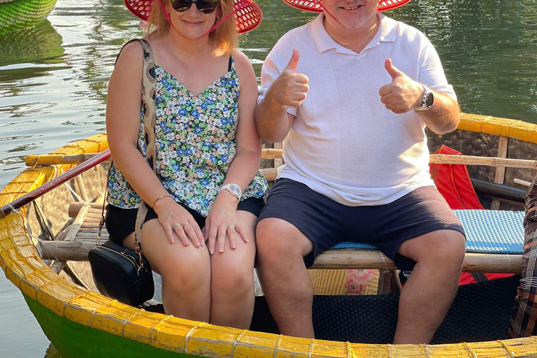 Hoi An: Basket Boat, Lantern Making Class & Hoai River Ride