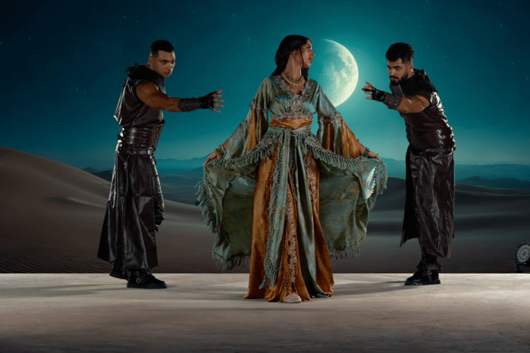 Dubai: Desert Safari, Quad Bike & Premium Camp Experience Shared 6-Hour Desert Safari & Noble Dinner Show with Quad