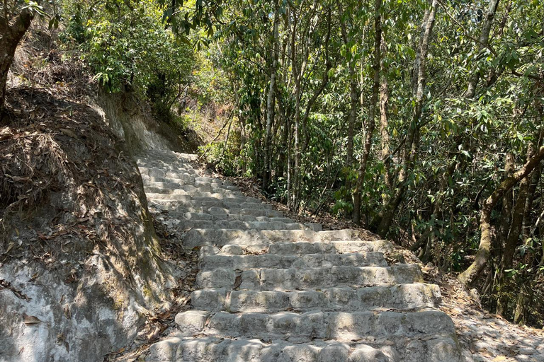 Kathmandu: escursione guidata di un giorno da Gurjuvanjyang a BhubaneshworiKathmandu: Escursione guidata di un giorno da Gurjuvanjyang a Bhubaneshwori