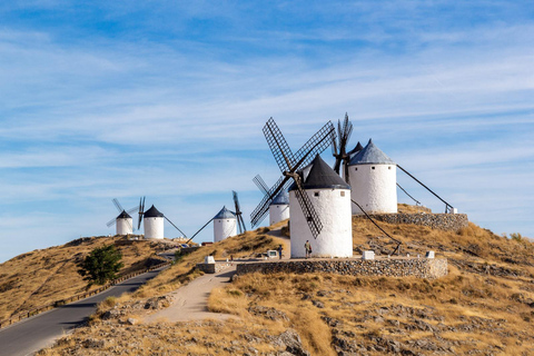 Från Madrid: Dagsutflykt till Toledo och Don Quijotes väderkvarnar