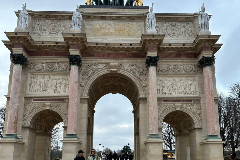 Paryż: Wycieczka piesza po mieście i rejs po Sekwanie