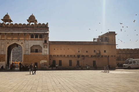 From Bangalore: Nagpur Heritage and Temple Day Trip